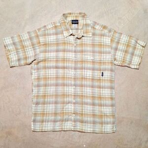 Patagonia 100% Organic Cotton Yellow Plaid Button Shirt - Men's Size Medium